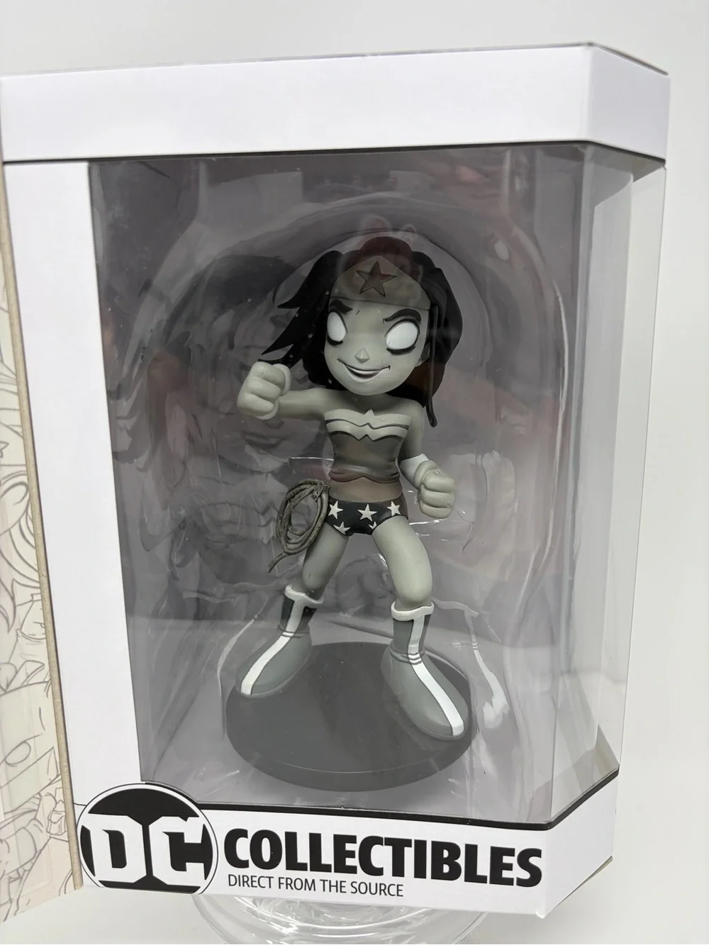 WONDER WOMAN Funko DC ARTIST ALLEY Grayscale BL EXCLUSIVE Chris Uminga